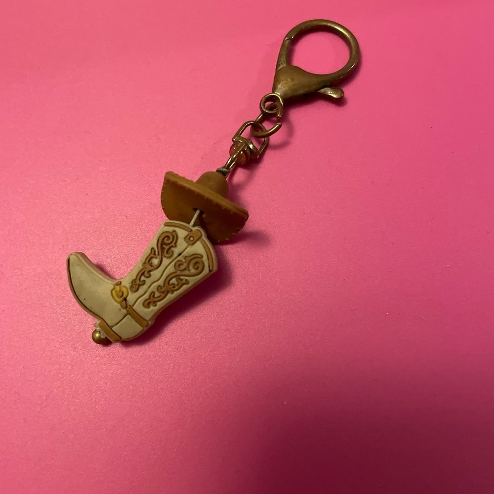 Source Unknown Brown and Cream Boot Key Holder